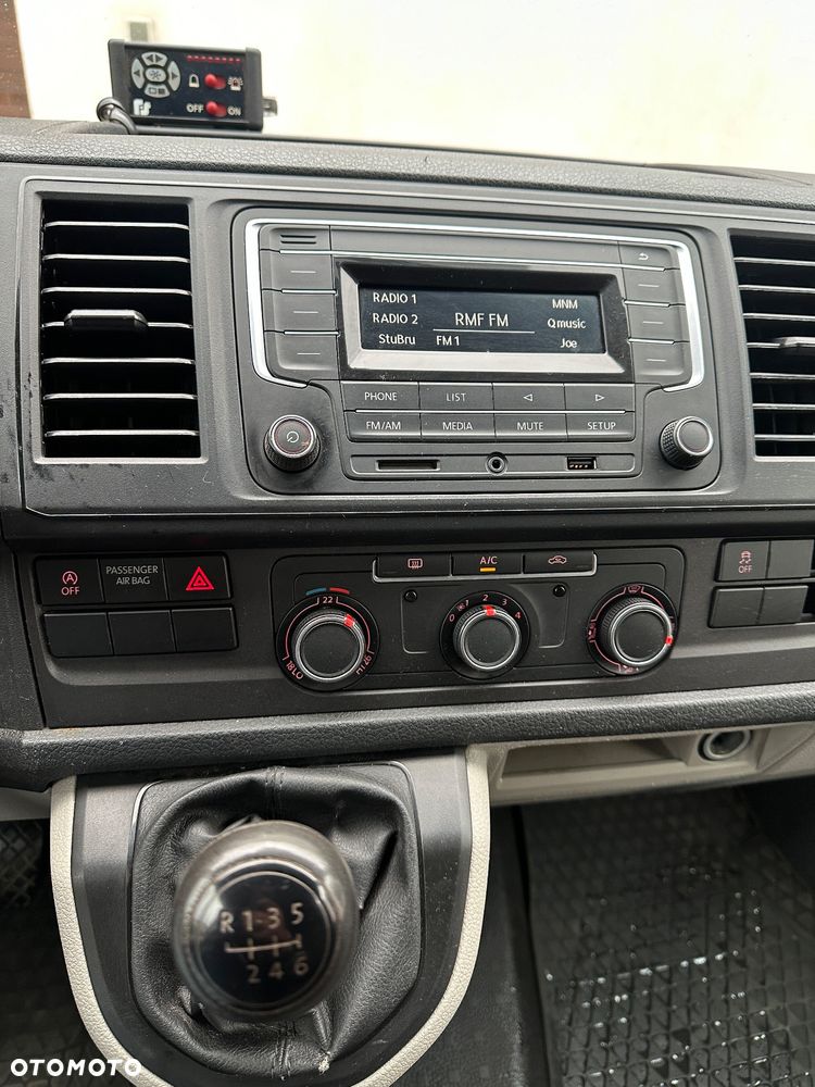 Volkswagen Transporter - 10