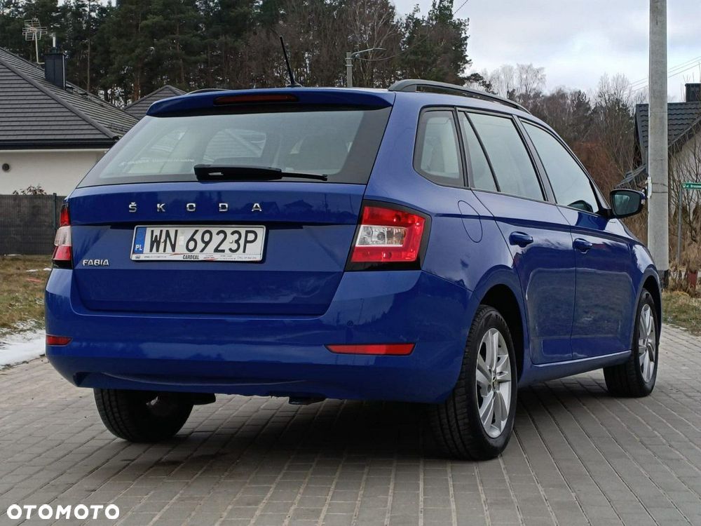 Skoda Fabia 1.0 TSI Ambition - 4