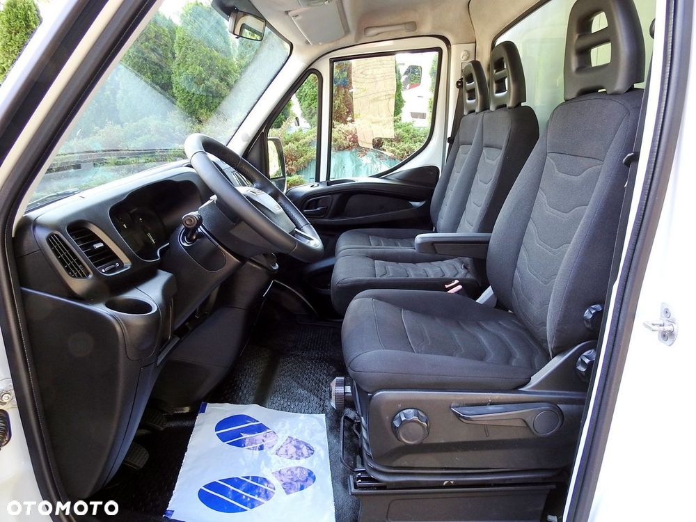 Iveco DAILY 35C15 KONTENER CHŁODNIA -12*C ZASILANIE 230V BLIŹNIACZE KOŁA  150KM - 33