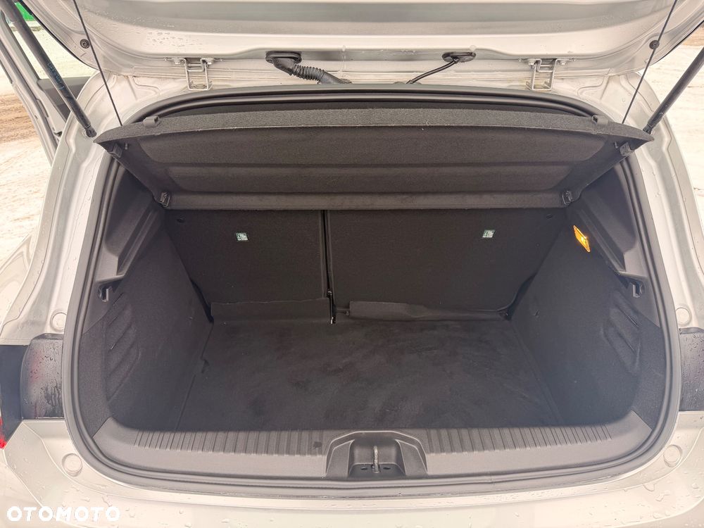 Renault Clio 1.0 TCe Evolution X-Tronic - 21