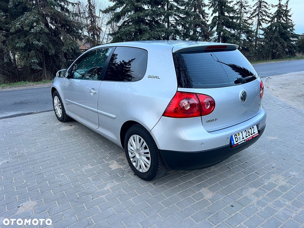 Volkswagen Golf 1.6 Comfortline Tiptr - 12