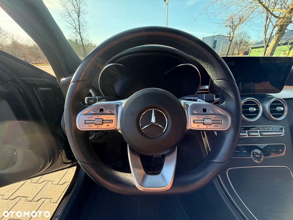 Mercedes-Benz Klasa C 220 d 4Matic 9G-TRONIC AMG Line - 18