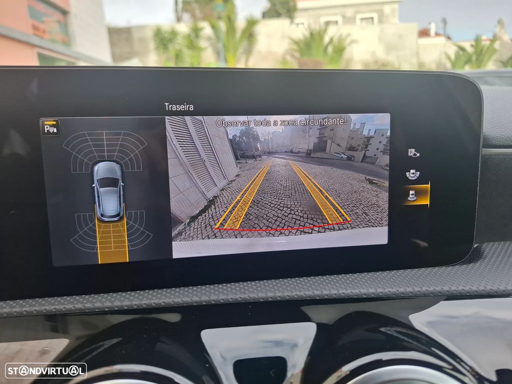 Mercedes-Benz A 200 7G-DCT AMG Line - 32