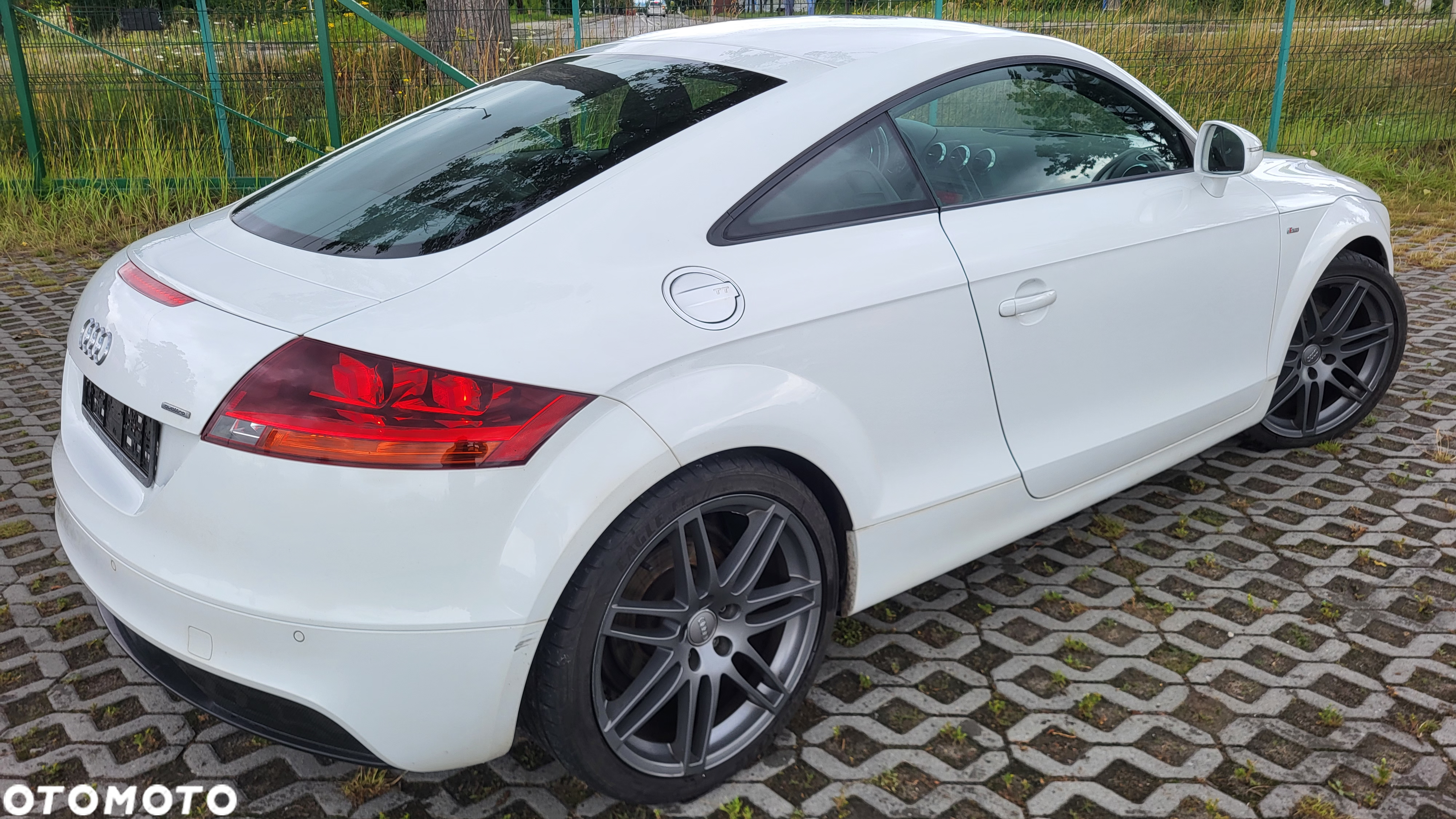 Audi TT Coupé 2.0 TDI Quattro - 14