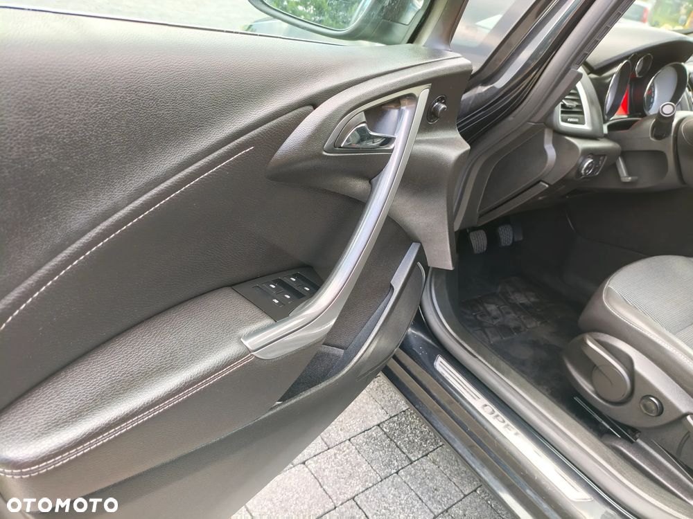 Opel Astra 1.4 Turbo Exklusiv - 20