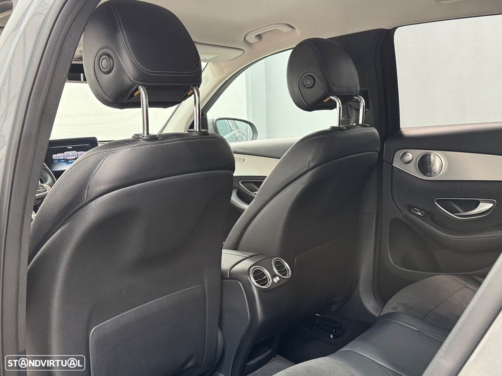 Mercedes-Benz GLC 220 d 4Matic 9G-TRONIC AMG Line - 26