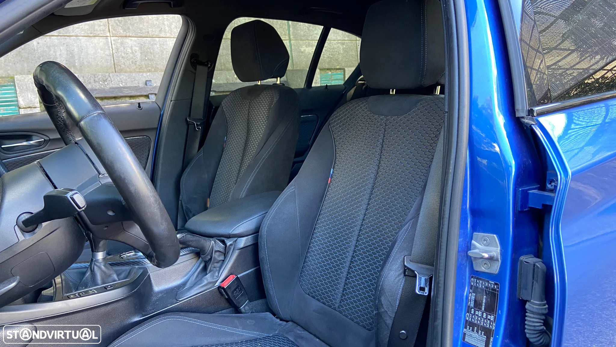 BMW 118 d Pack M - 14