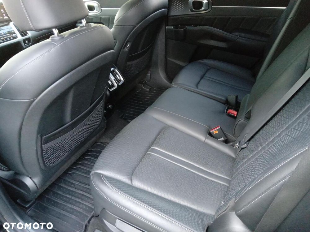 Kia Sorento 1.6 T-GDI HEV XL 4WD 7os - 25