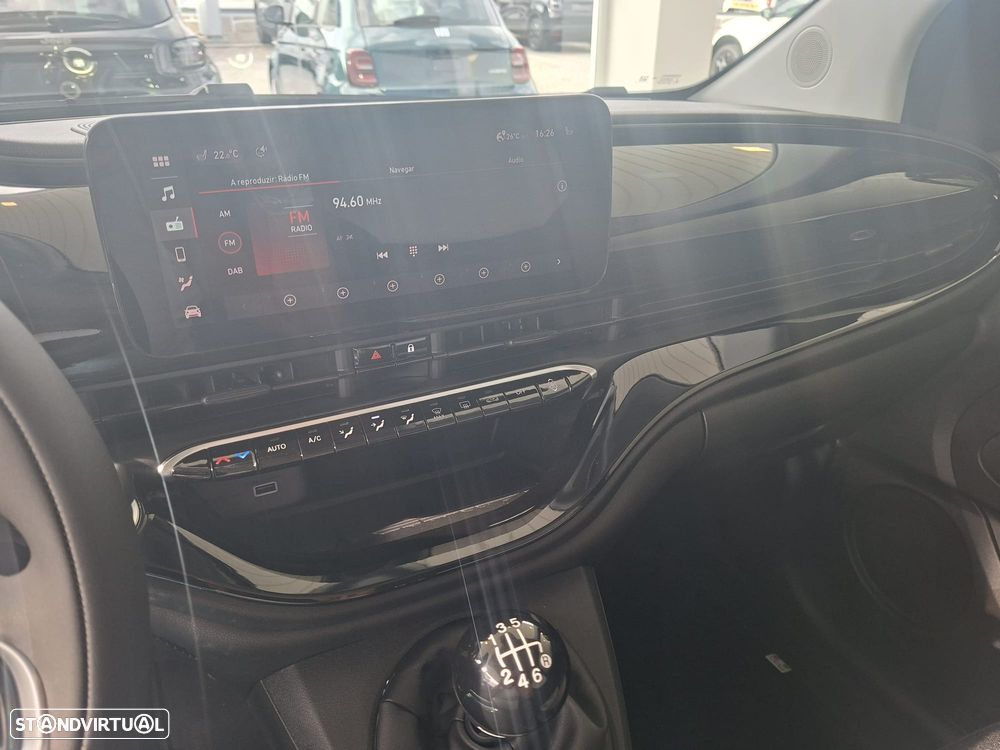Fiat 500 1.0 Hybrid - 12