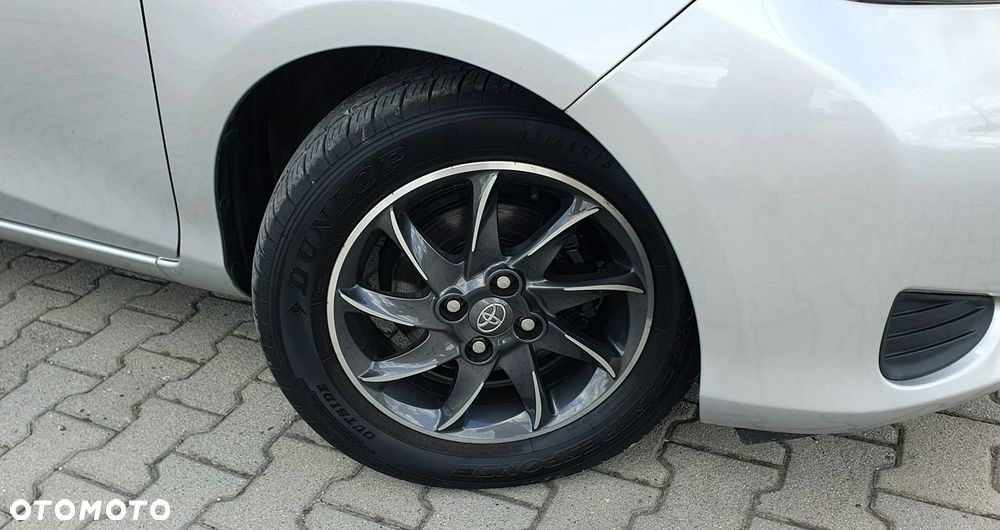 Toyota Yaris - 5