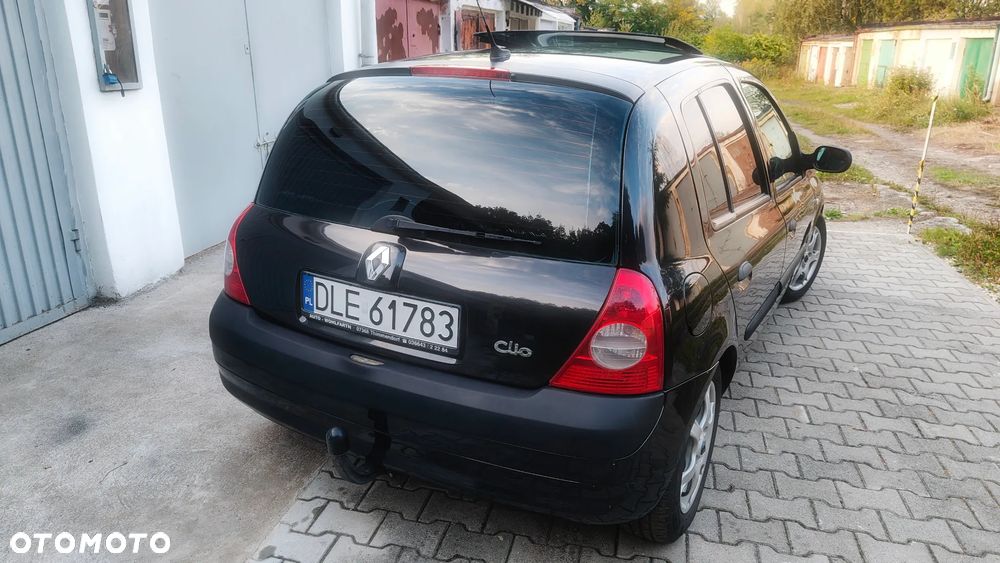 Renault Clio - 18