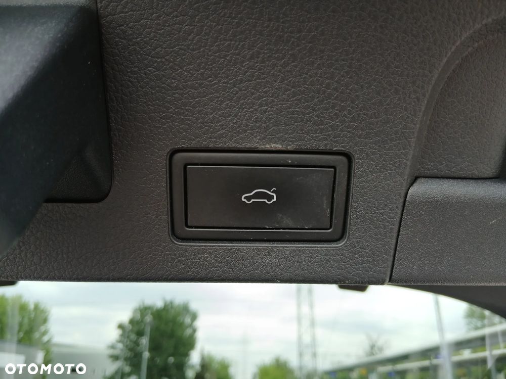 Volkswagen Arteon 2.0 TSI Elegance DSG - 21