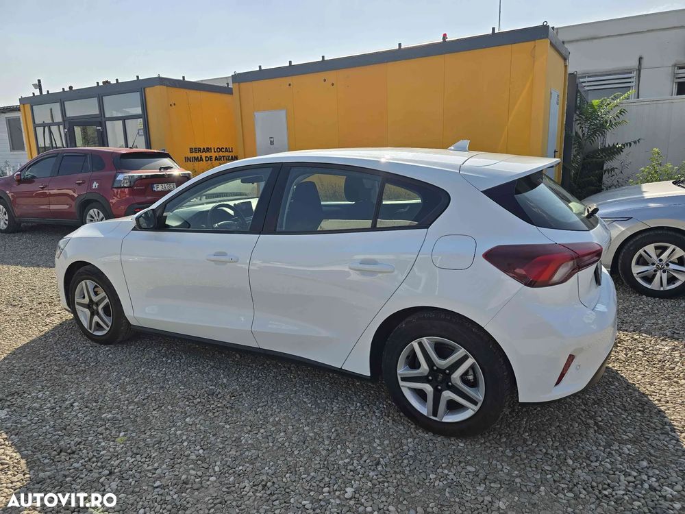 Ford Focus - 6