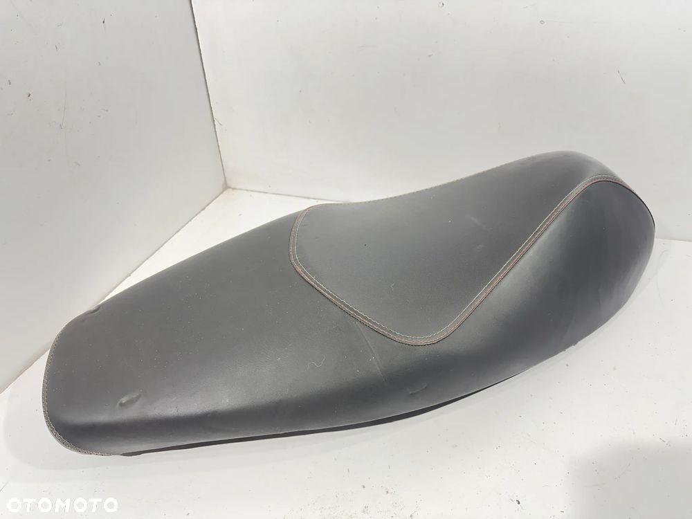 Siedzenie kanapa Aprilia SXR 50 - 8