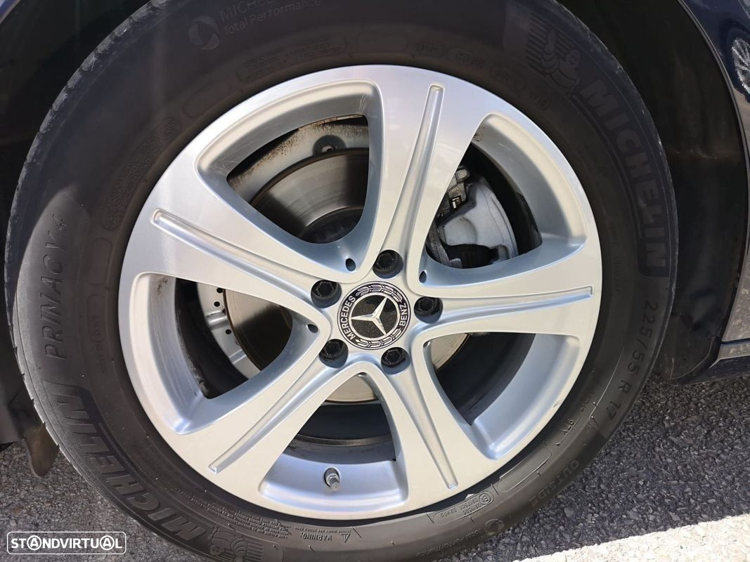 Mercedes-Benz E 220 d Avantgarde - 36