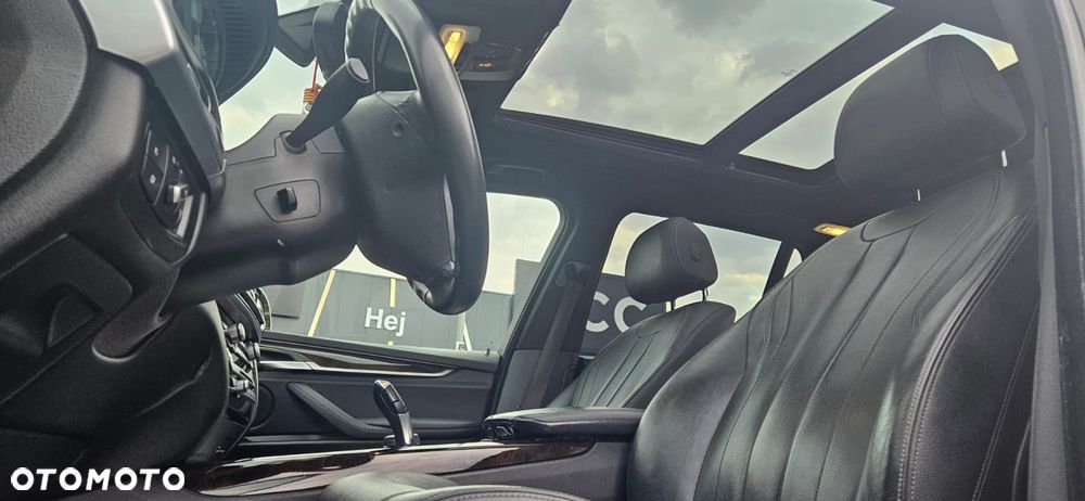 BMW X5 xDrive35i Edition Exclusive - 22