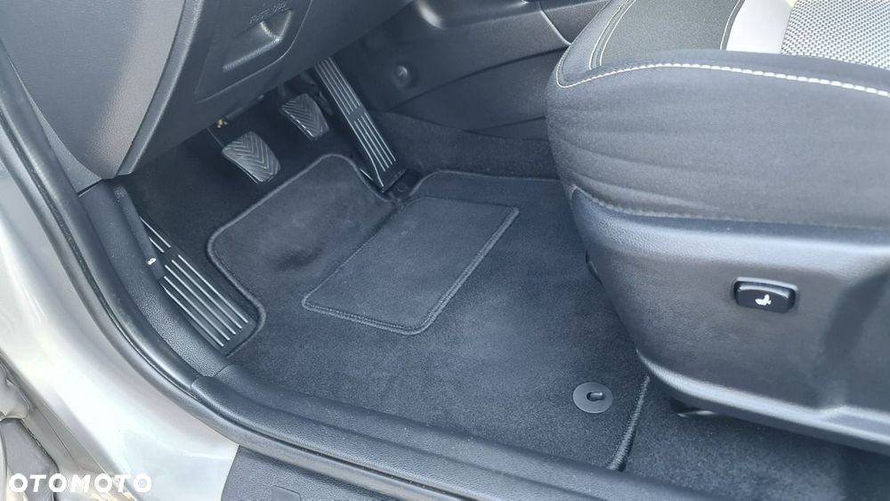 Kia Ceed 1.6 GDI XL - 13