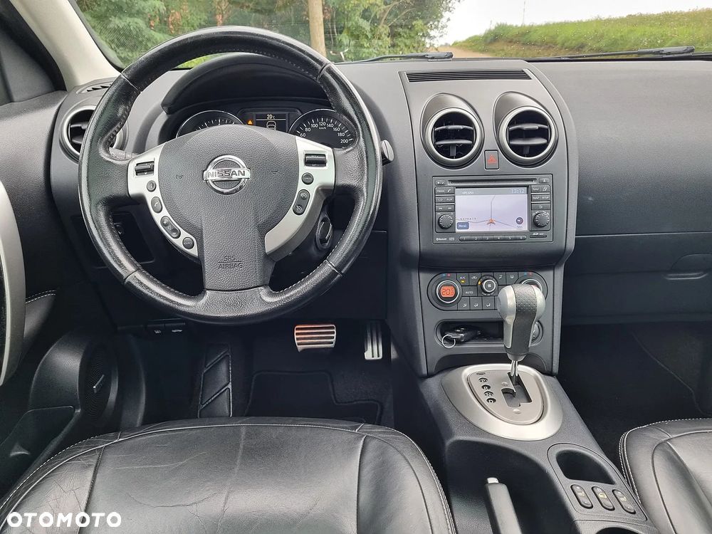 Nissan Qashqai 2.0 CVT tekna - 12