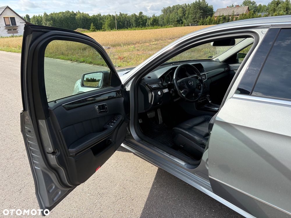 Mercedes-Benz Klasa E 220 CDI BlueEff Avantgarde - 11