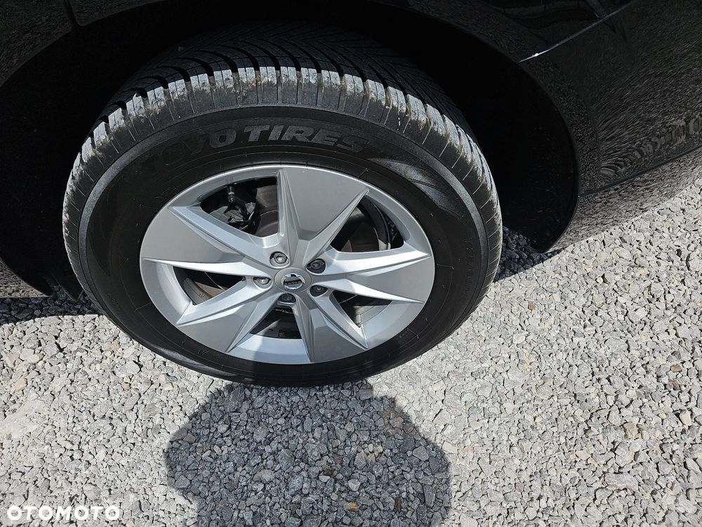 Volvo XC 60 B4 D Essential - 26
