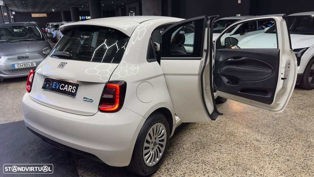 Fiat 500e 3 + 1 23,8kWh Icon - 2