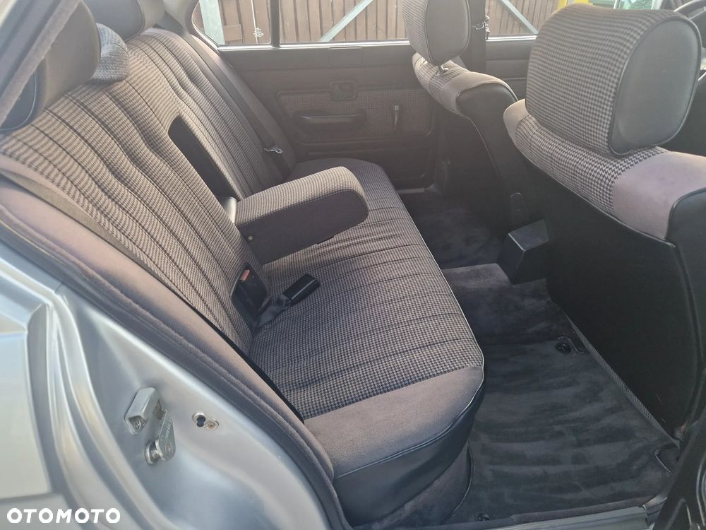 BMW Seria 5 - 28