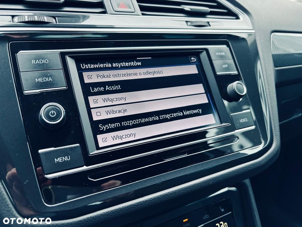 Volkswagen Tiguan 2.0 TSI 4Mot Life DSG - 30