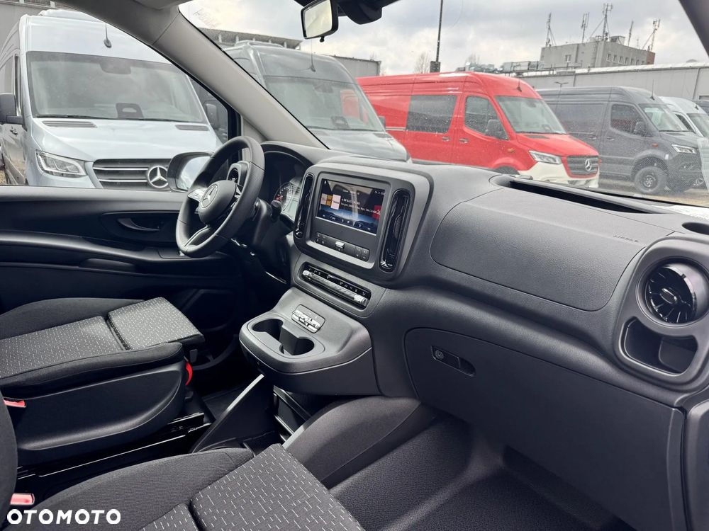 Mercedes-Benz Vito - 10