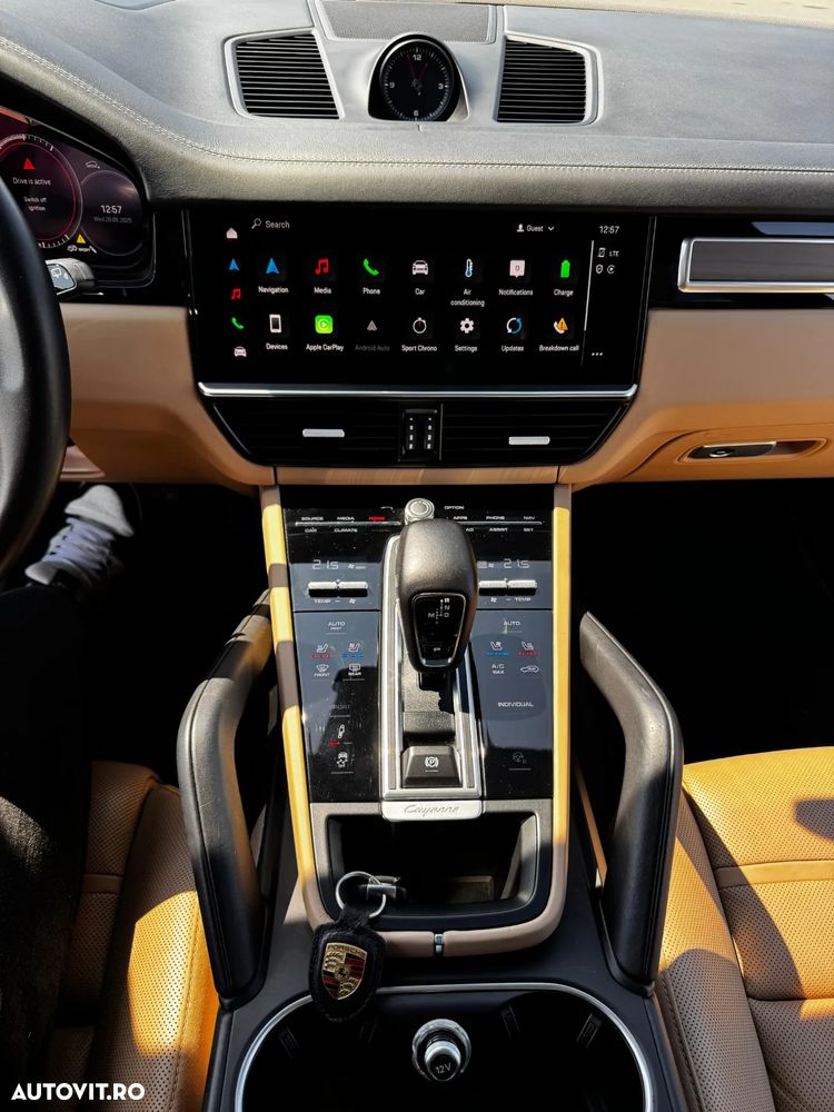 Porsche Cayenne - 14