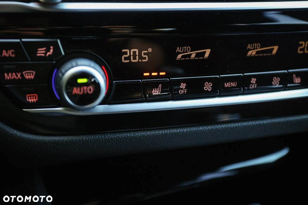 BMW Seria 5 520d M Sport Edition - 31