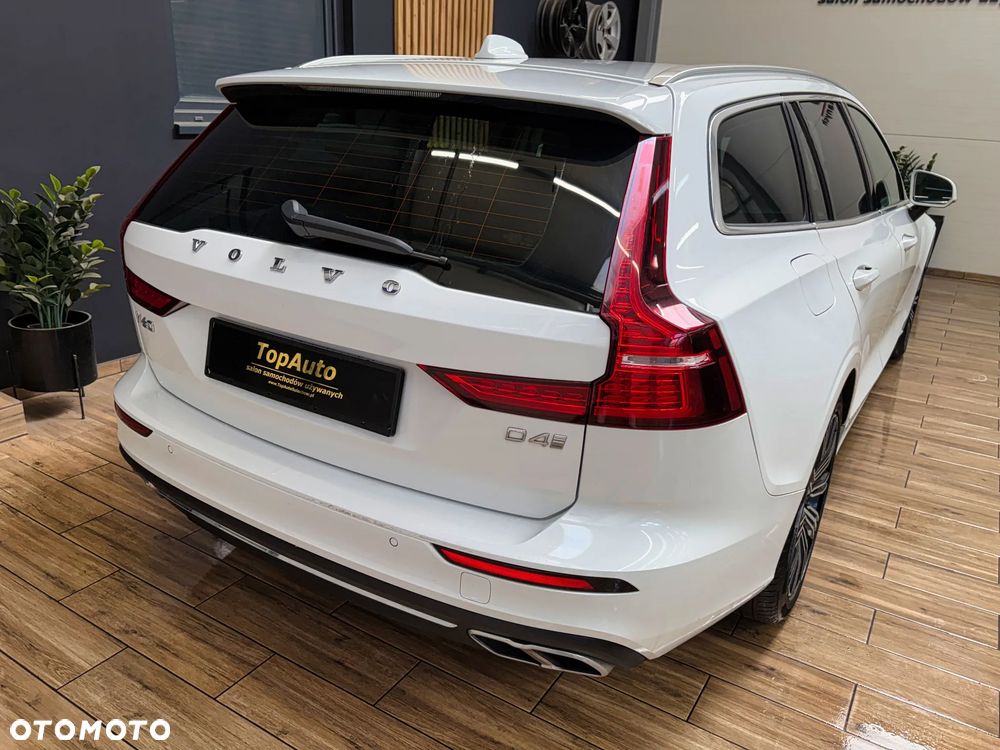 Volvo V60 D4 Inscription - 9