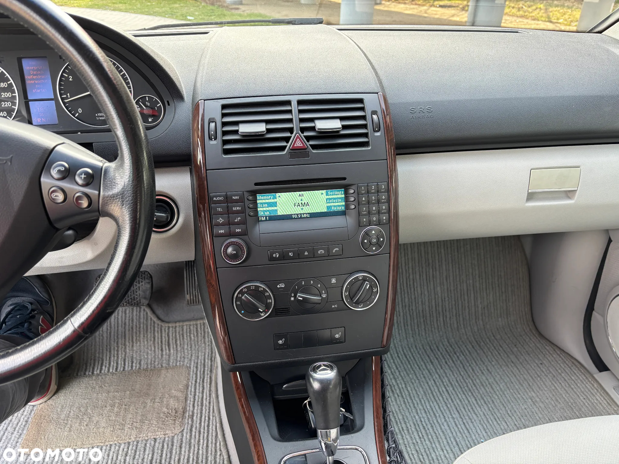 Mercedes-Benz Klasa A 170 Autotronic Elegance - 26
