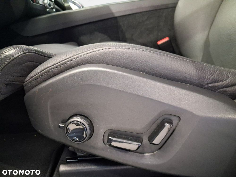 Volvo XC 60 - 14