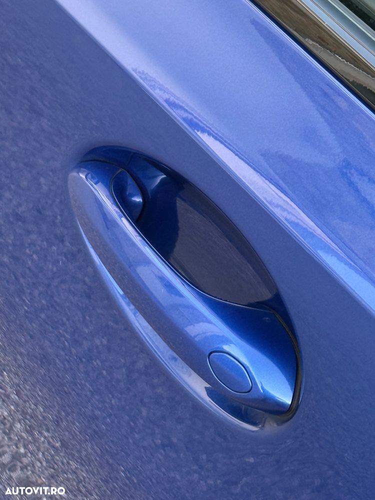 BMW Seria 3 320d Aut. M Sport - 22