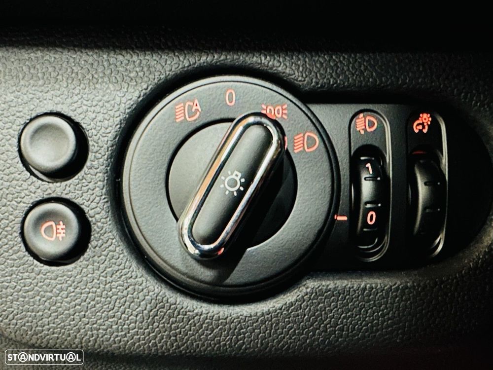 MINI Countryman One - 19