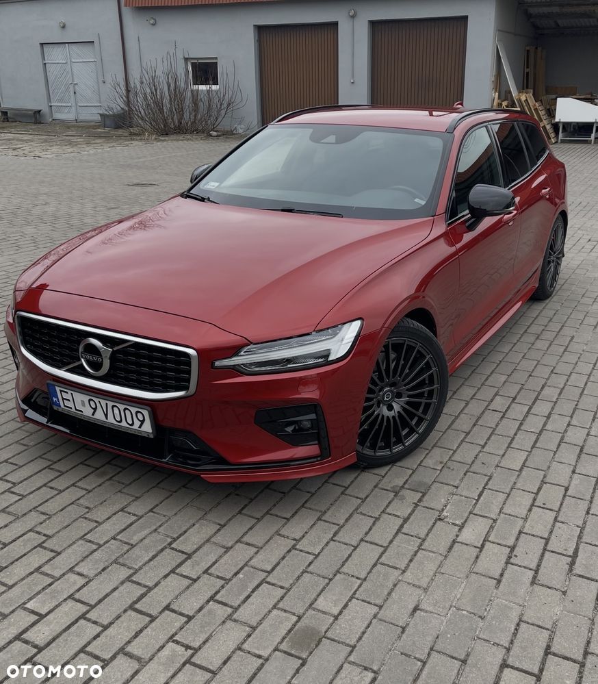 Volvo V60 B5 B AWD R-Design - 1