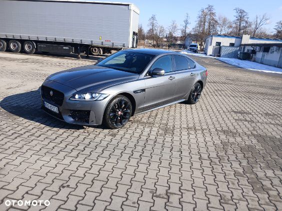 Jaguar XF - 3
