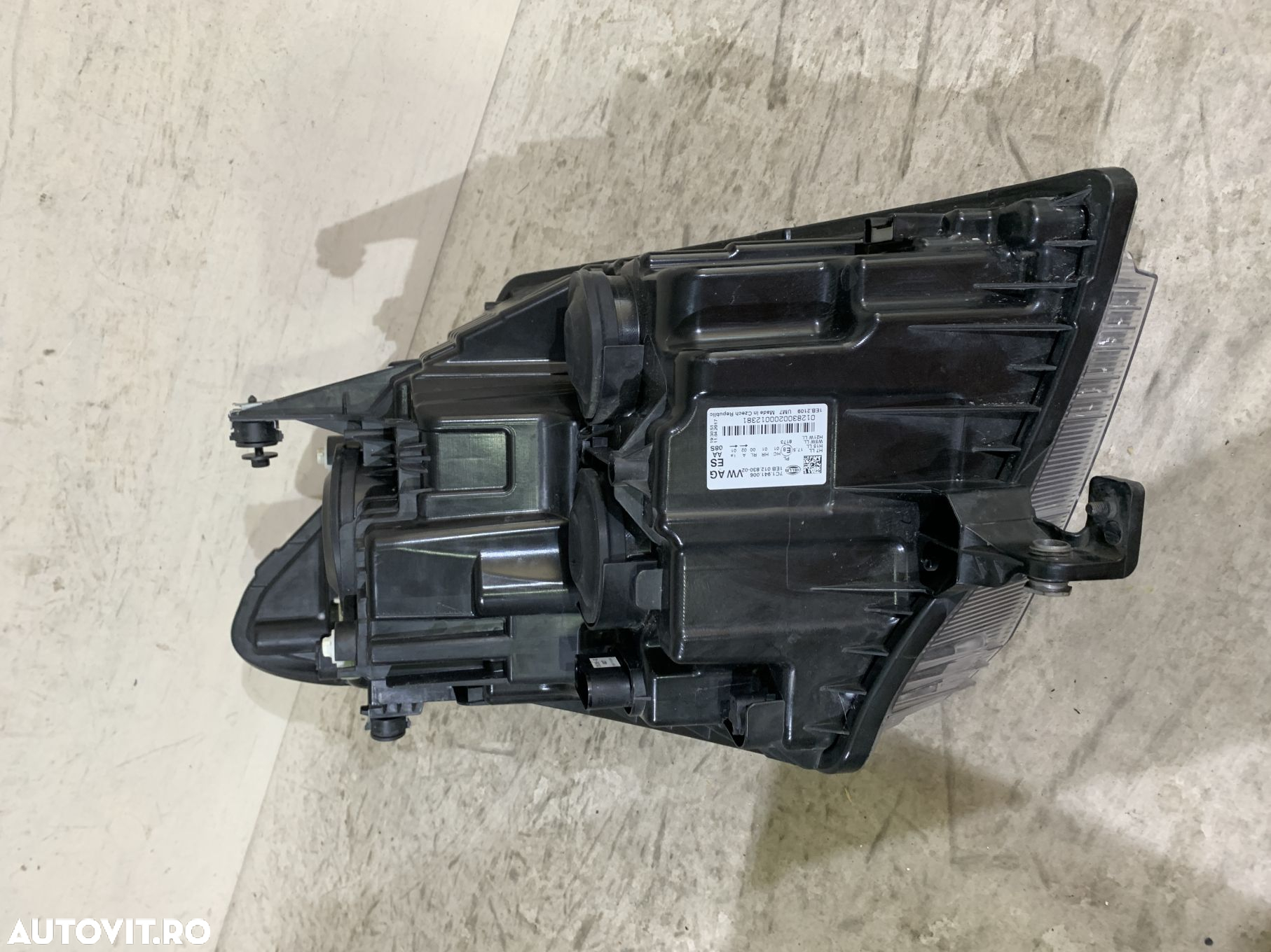 Far dreapta VW Crafter, MAN TGE, 2018, 2019, 2020, 2021, 2022, 2023, cod origine OE 7C1941006 - 7