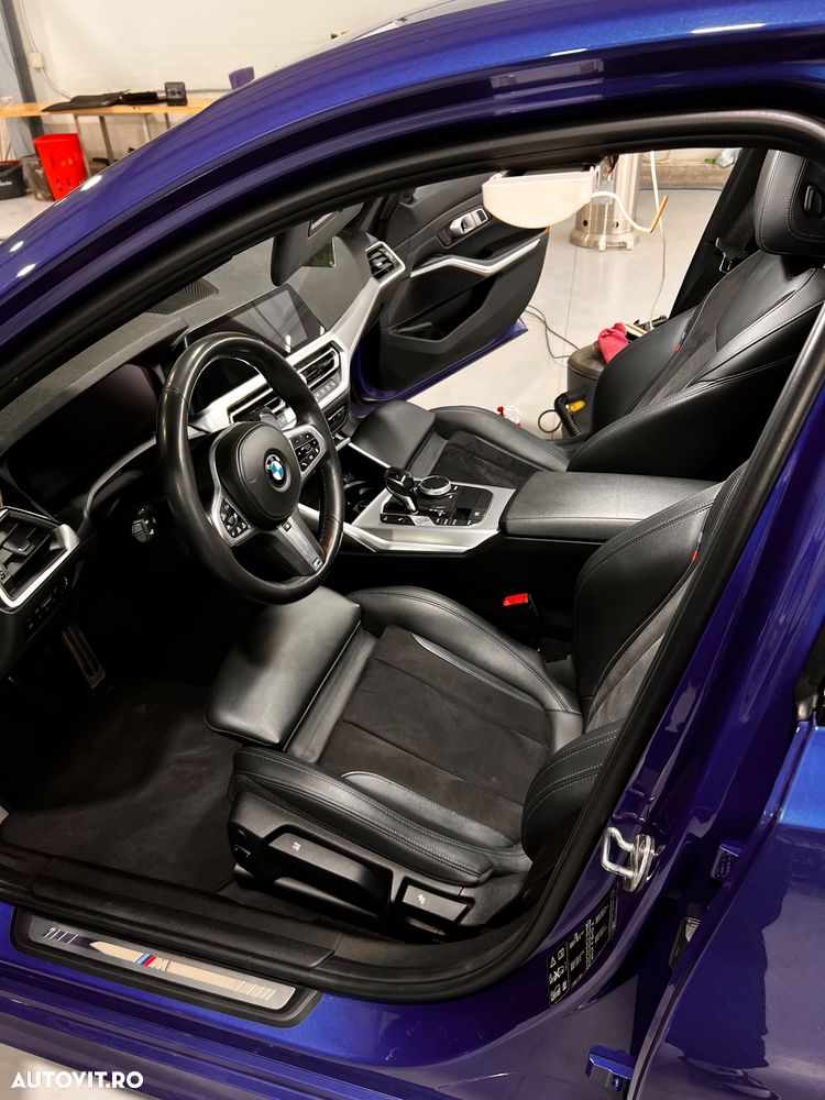 BMW Seria 3 320d xDrive AT MHEV - 14