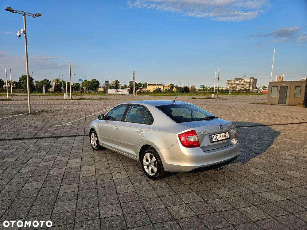 Skoda RAPID 1.2 TSI Ambition - 3