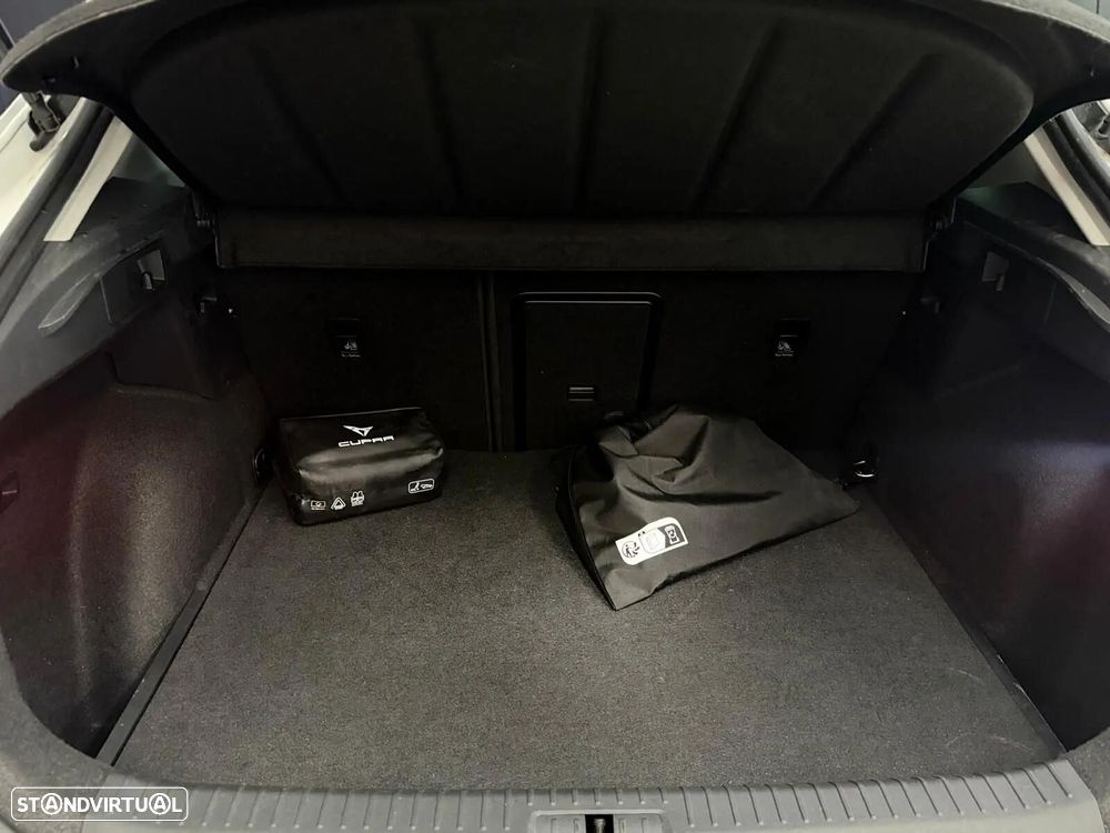Cupra Formentor 1.4 e-Hybrid DSG - 23