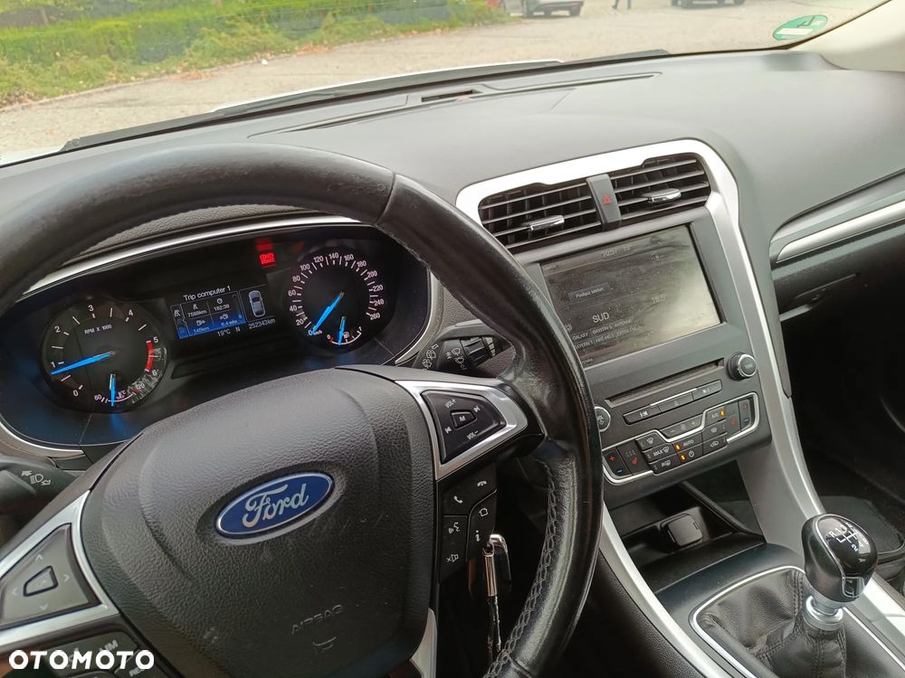 Ford Mondeo 2.0 TDCi Titanium - 14