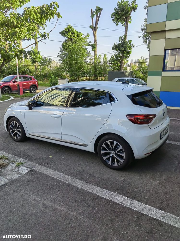 Renault Clio V E-Tech 145 Techno - 11