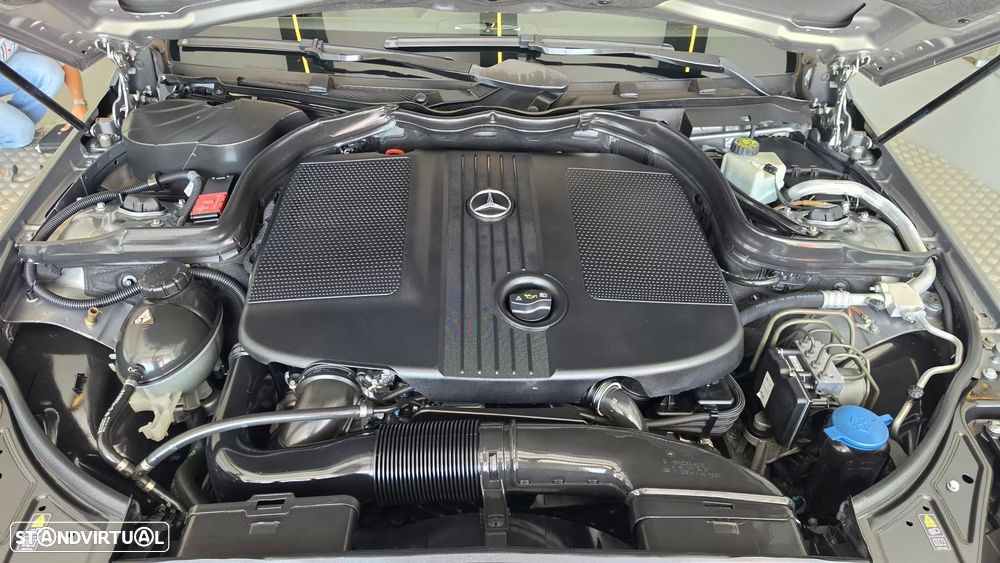 Mercedes-Benz E 250 CDi Avantgarde BlueEfficiency - 30