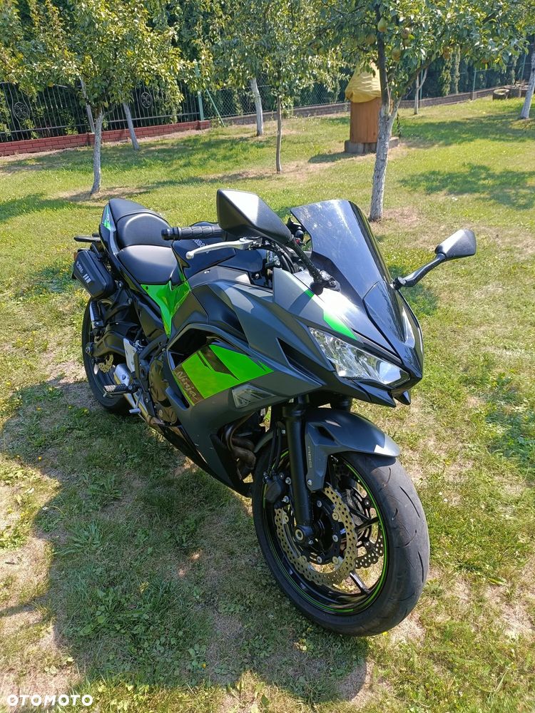 Kawasaki Ninja - 7