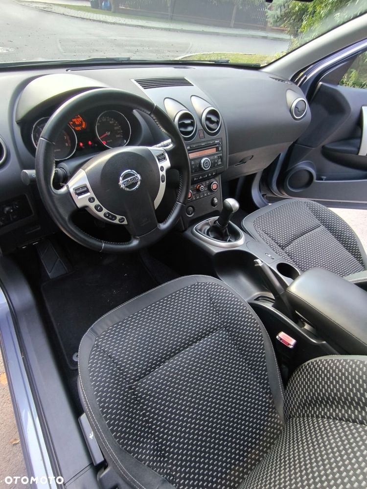 Nissan Qashqai - 10