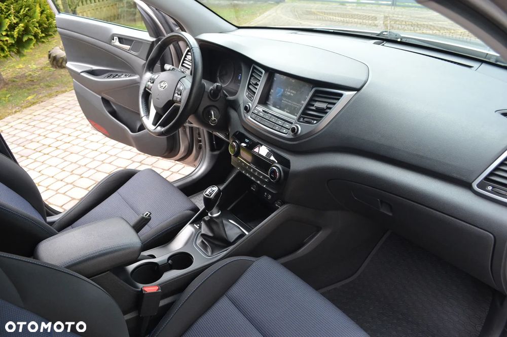 Hyundai Tucson blue 1.7 CRDi 2WD Advantage - 27