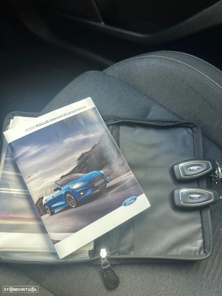Ford Focus SW 1.5 TDCi EcoBlue Active X - 48