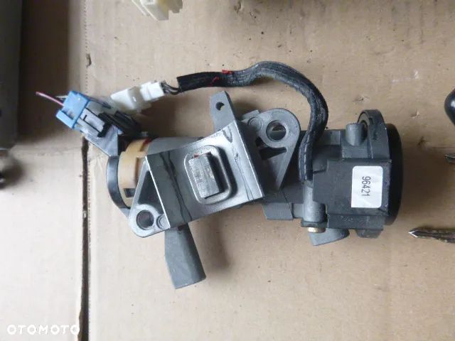 ZESTAW STARTOWY MITSUBISHI SPACE STAR 1.8 GDI MD362115 - 20