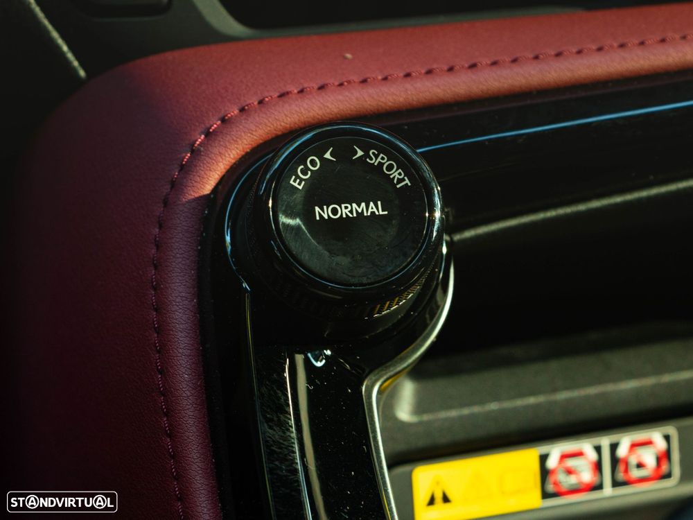 Lexus NX 350h Executive+ - 31